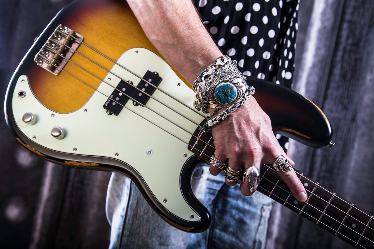 Bass Guitars – VintageGuitarsRus