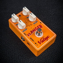 Load image into Gallery viewer, Vintage Flanger Effects Pedal
