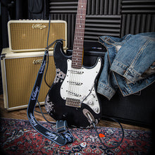 Load image into Gallery viewer, Mono Vintage Guitar Strap